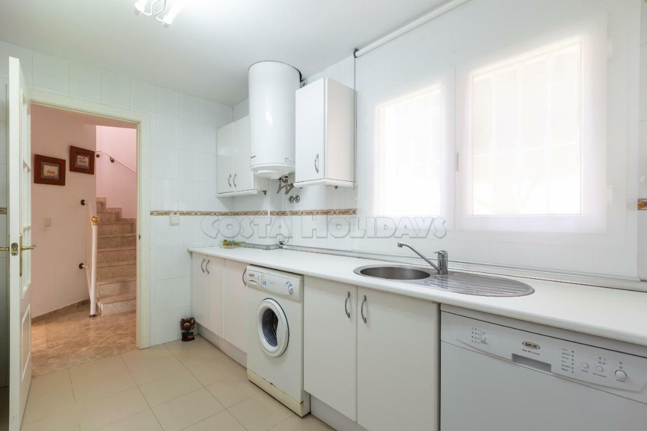 Townhouse Manilva Beach ภายนอก รูปภาพ