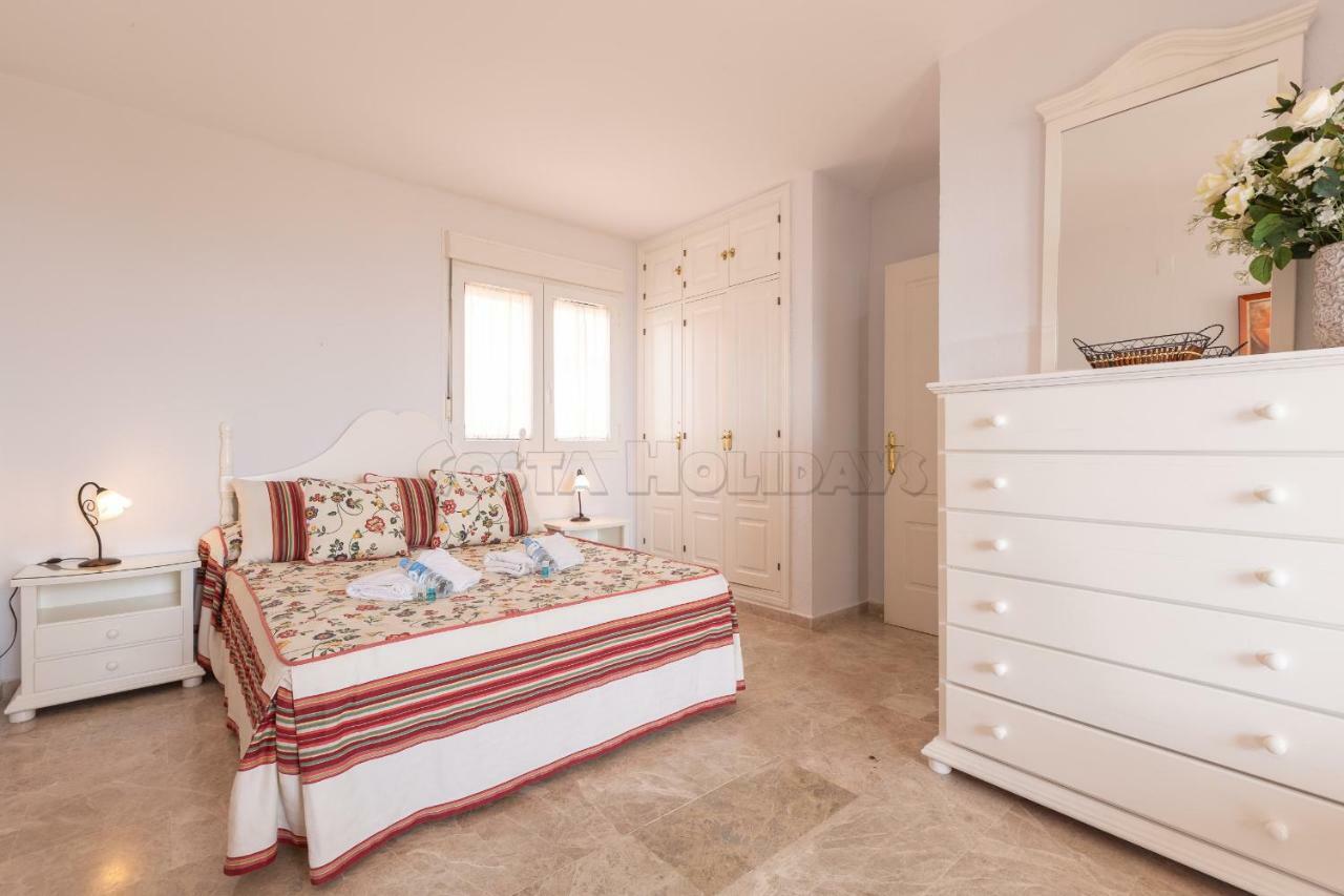 Townhouse Manilva Beach ภายนอก รูปภาพ