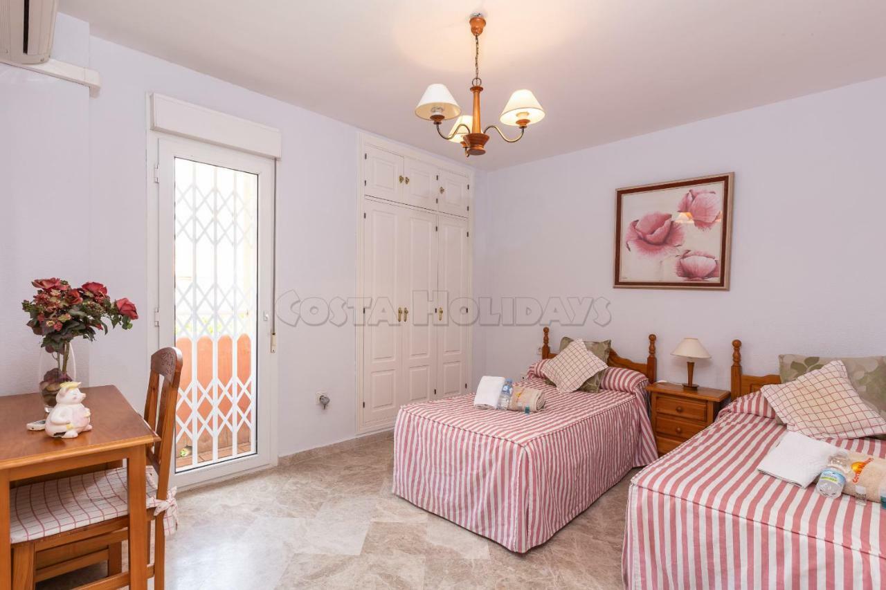 Townhouse Manilva Beach ภายนอก รูปภาพ